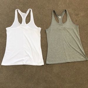 women’s sport tanks.